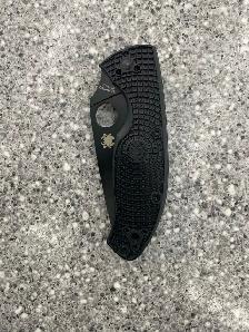 Spyderco Tenacious Lightweight Folding Knife