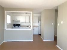 2 Bedroom –Large Master bedroom -Balcony of Trent River View - Photo 3