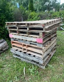 Free Wood Pallets