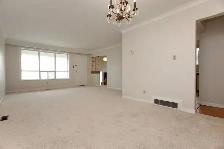 ROOM FOR RENT IN NEWMARKET NEAR DAVIS