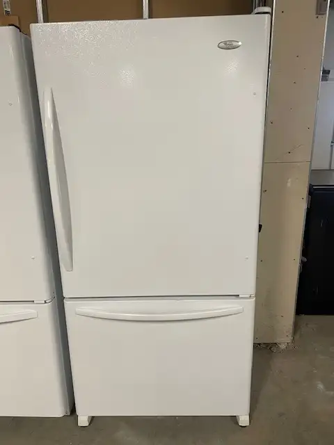 Réfrigérateur blanc 32'' congélateur au bas Whirlpool Gold