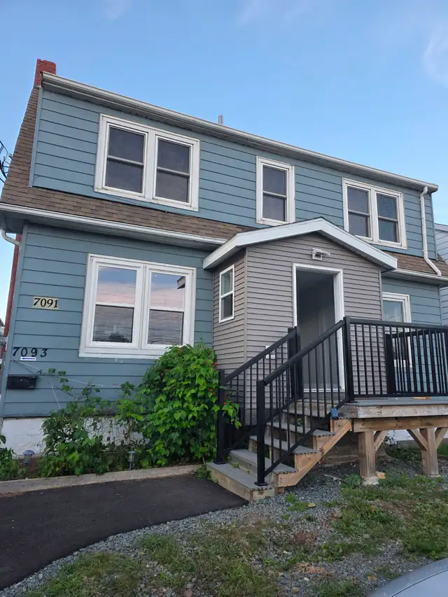 4 Bedroom House | Halifax | Last Month Free | Parking