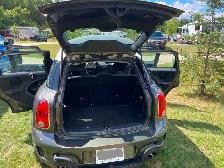 2012 Mini Cooper Countryman S ALL4 in mint condition for sale - Photo 8