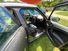 2012 Mini Cooper Countryman S ALL4 in mint condition for sale - Photo 9