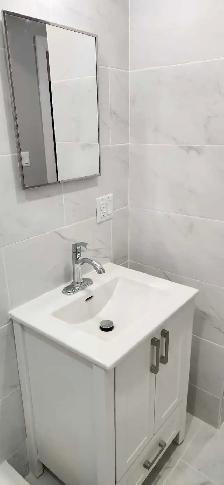 Modern 1 Bedroom Apartment - Photo 9