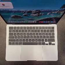 2025 Apple MacBook Air 13" M4 – Like New – Only 4 Cycles! - Photo 3