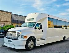 Barrie limousine service -WEDDING  BIRTHDAY AIRPORT LIMO RENTALS - Photo 2