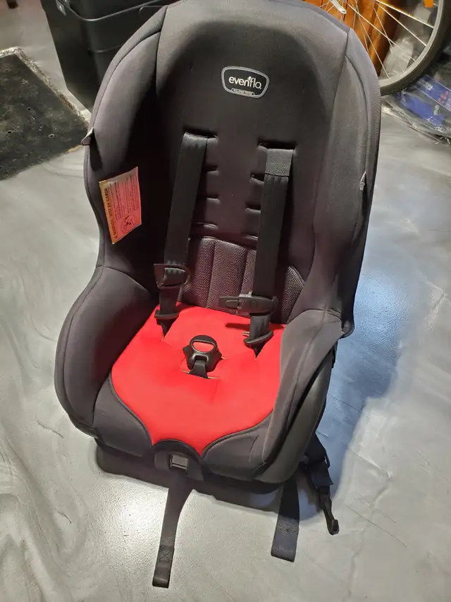 Baby car seat - Siège d'auto pour bébé