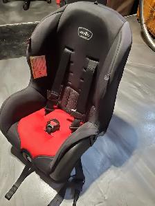 Baby car seat - Siège d'auto pour bébé - Photo 2