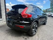 2024 Volvo XC40 Plus Dark Theme - Photo 6