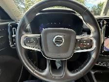 2024 Volvo XC40 Plus Dark Theme - Photo 16