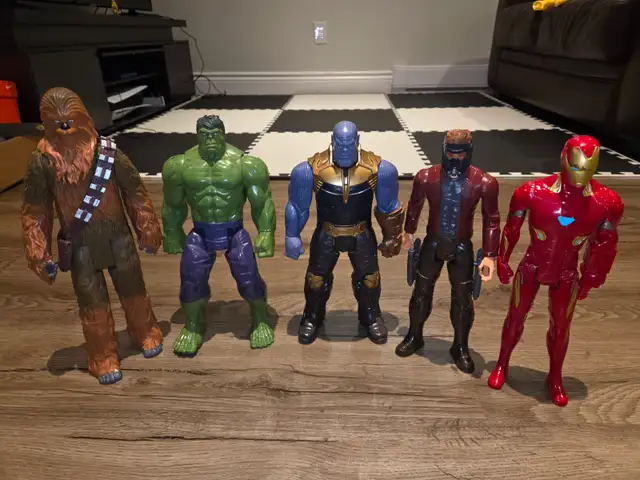 Figurines Avengers