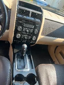 2008 Mazda Tribute - Photo 10