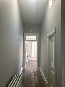 Bright 2-Bedroom Apartment or Studio/Commercial Space – Downtown - Photo 2