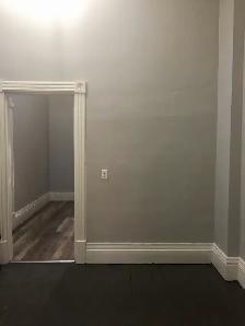 Bright 2-Bedroom Apartment or Studio/Commercial Space – Downtown - Photo 5