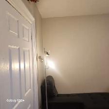 LARGE DELUXE ROOM IN DOWNTOWN TORONTO - Photo 6