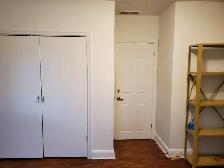 PRIVATE ROOM BY WESTON RD. & EGLINTON AVE. - Photo 4