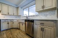 3-Bedroom Main-Floor Unit – Hamilton Mountain: Parking   Laundry - Photo 4