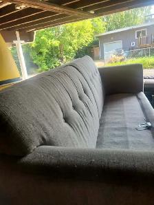 Almost new - Living Room Sofa and Loveseat - Photo 2