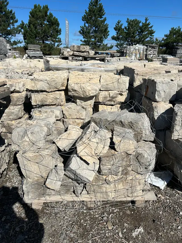 Natural Armour Stone – Earthy Tan / Grey