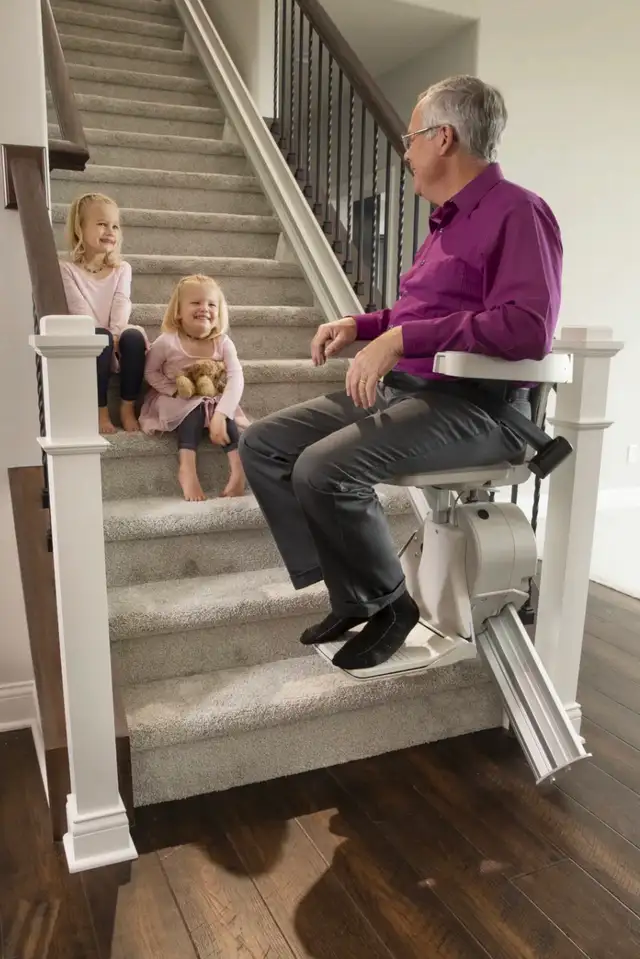 Bruno SRE 3050 4 Stair Lift for Senior