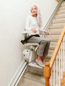 Bruno SRE 3050 4 Stair Lift for Senior - Photo 2