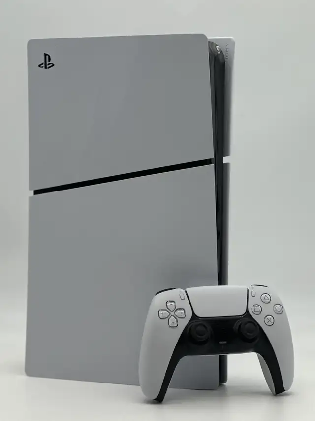 Sony PlayStation 5 Slim Console Disc Edition   WARRANTY $579