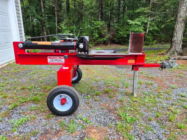 Mighty Mac wood splitter