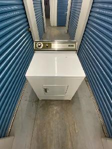 WHITE ELECTRIC DRYER