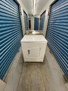 WHITE ELECTRIC DRYER - Photo 2
