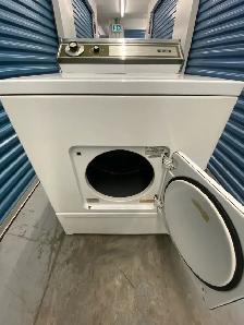 WHITE ELECTRIC DRYER - Photo 9