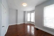 2 bedroom apt with large living room in a Victorian home - Photo 5