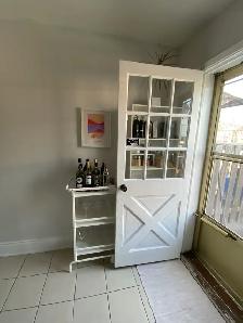 2 bedroom apt with large living room in a Victorian home - Photo 14
