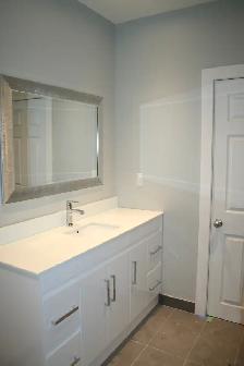 2 bedroom apt with large living room in a Victorian home - Photo 20