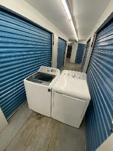 WHITE WASHER AND DRYER