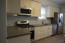1 Bedroom, Main floor apt with patio- Bloor and Ossington - Photo 6