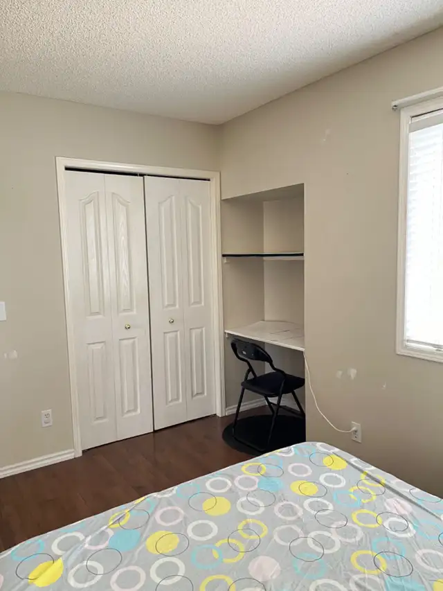 A  upstair room, 5 min walk to Somerset LRT, close to Tim, YMCA