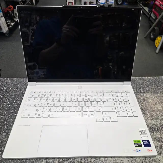 Lenovo Legion 7 16IAX10 Gaming Laptop @ Cashopolis!!!