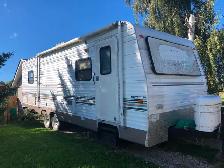 2004 Fleetwood Mallard RQS