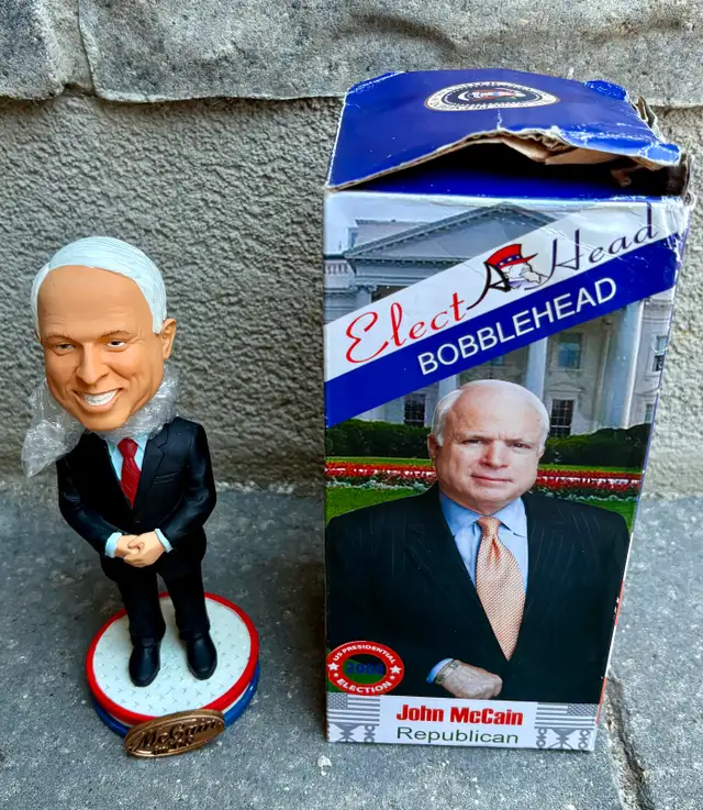 Vintage Collectible Bobblehead Figurine (Republican John McCain)