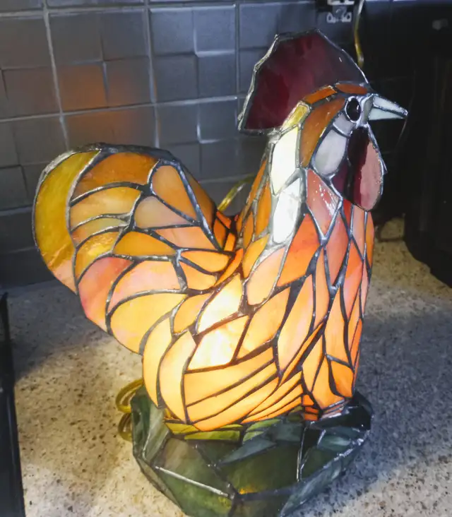 VEILLEUSE / LAMPE DE TABLE DÉCORATIVE