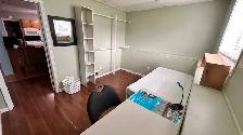 3min walk acorss Fanshawe campus - 2 private room - Photo 9