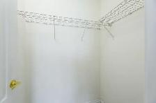 Modern Townhouse for Rent Near Woodbine Beach - Photo 9