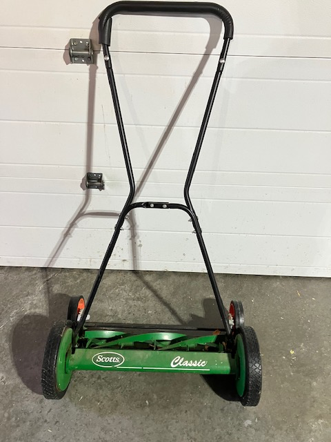 Push Lawn Mower