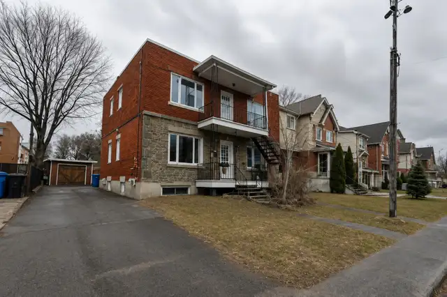 4½ Rénové | 2 Chambres | Saint-Jérôme | Disponible immédiatement
