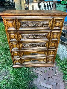 FREE DRESSER!!