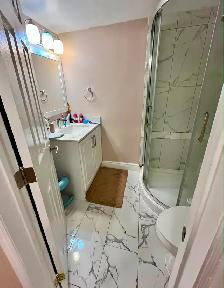 Two bedroom basement for rent - Photo 2