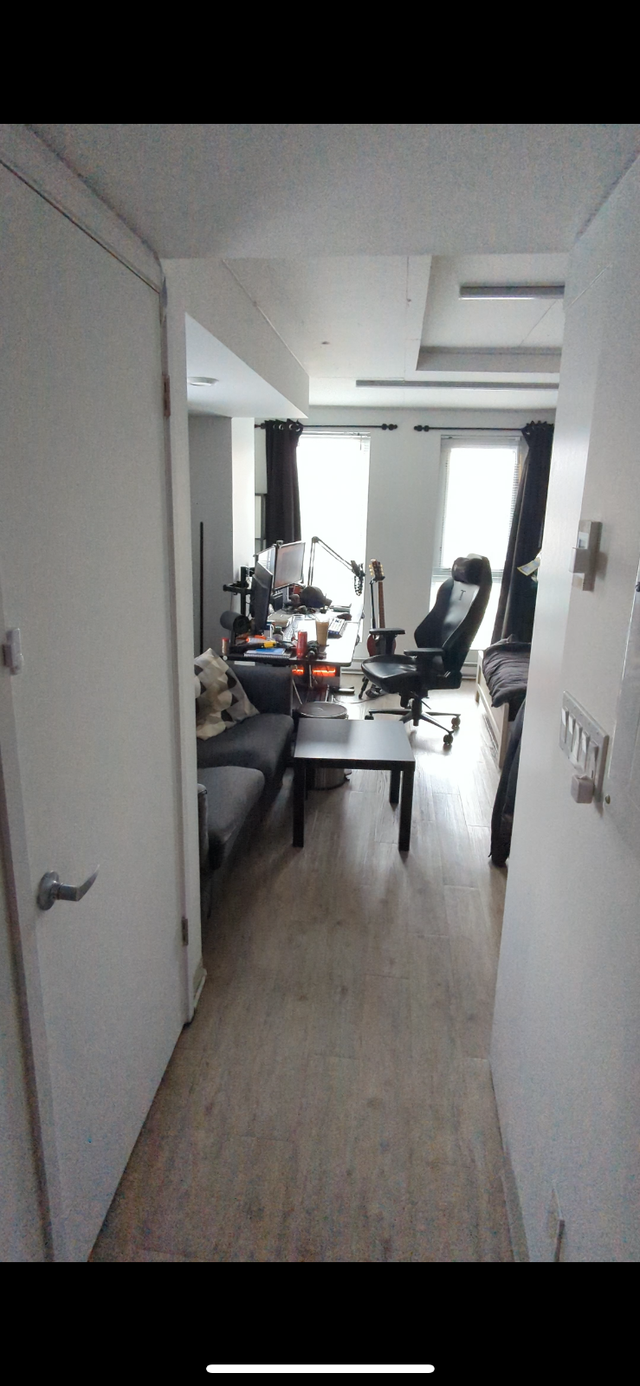 Studio à louer rue berri