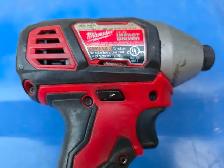 Milwaukee 1/4' Impact Driver 18V Cordless Tool Only - Photo 6