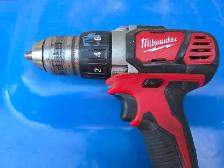 Milwaukee 1/2' Drill Gun 18V Cordless Tool Only - Photo 9
